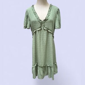 V-neck Ruffled Short Sleeve Dress Size Small